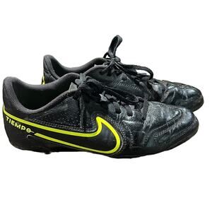 Nike Tiempo Soccer Cleats Shoes size 4 Youth Black Green